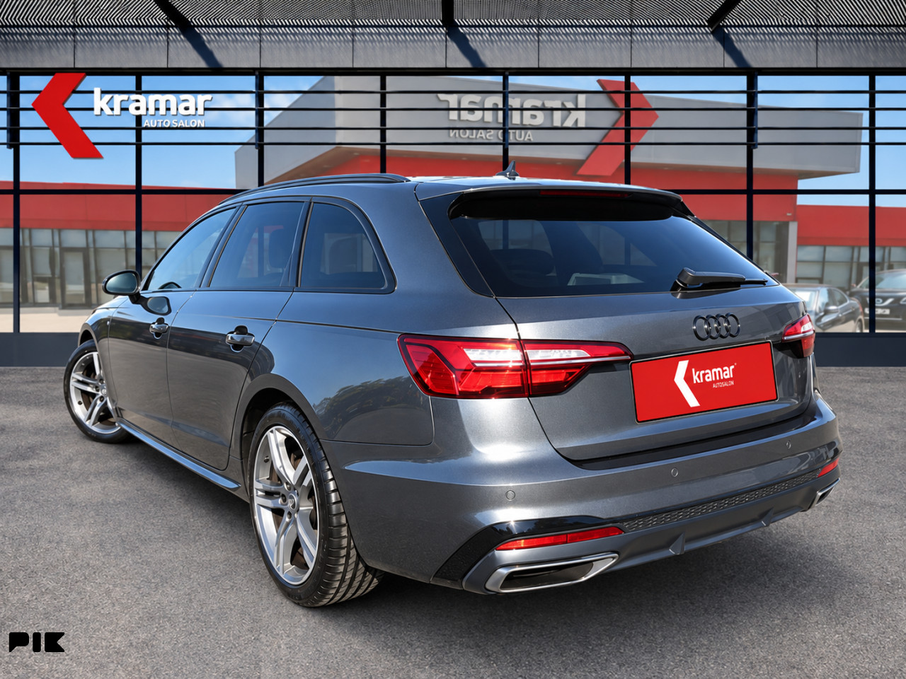 Audi A4 35 TDI Karavan S-Tronic S-Line Black Edition -FACELIFT-
