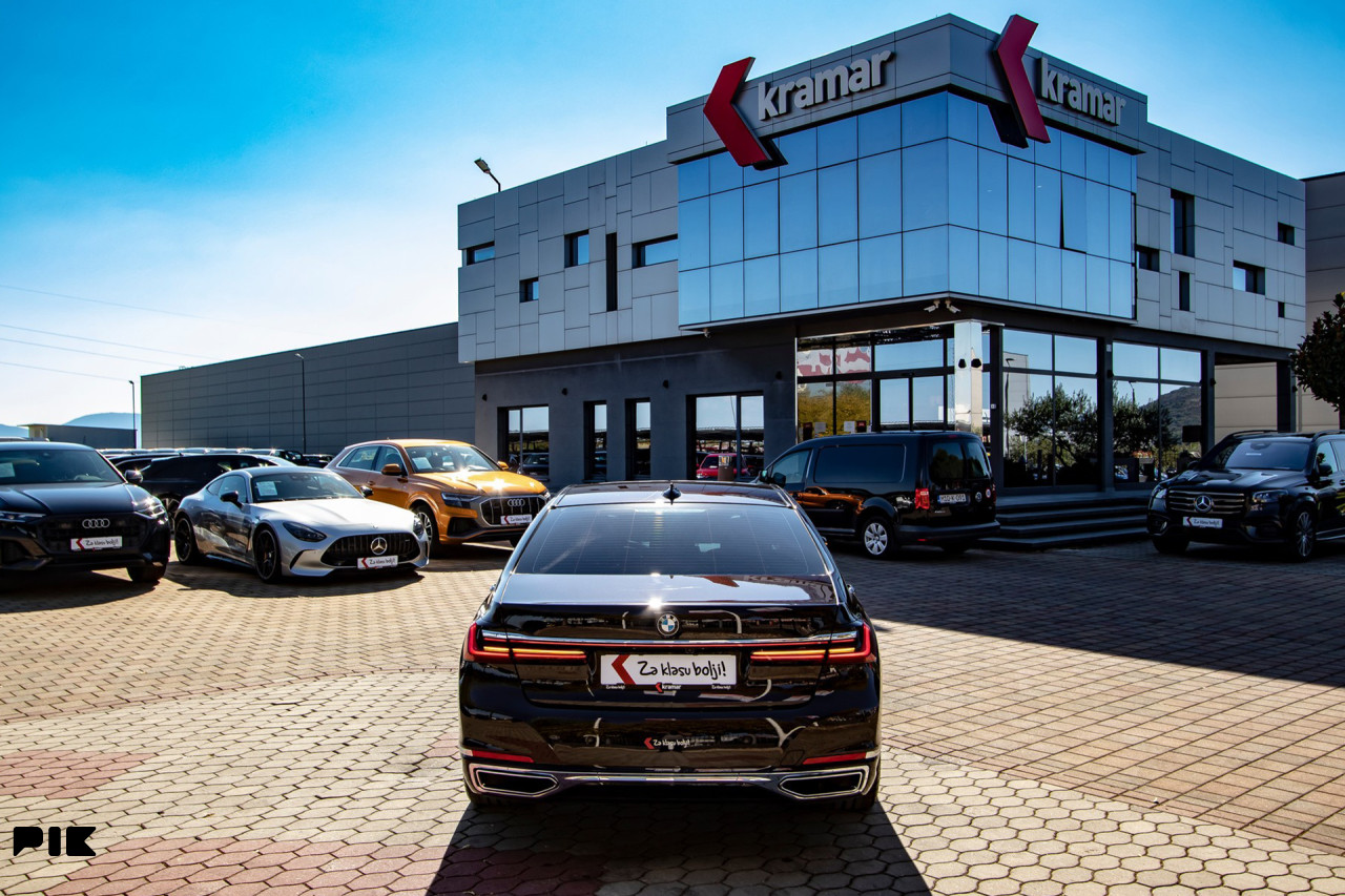 BMW 740 D LONG xDrive Individual LASER Luftfederung VIRTUAL 320KS