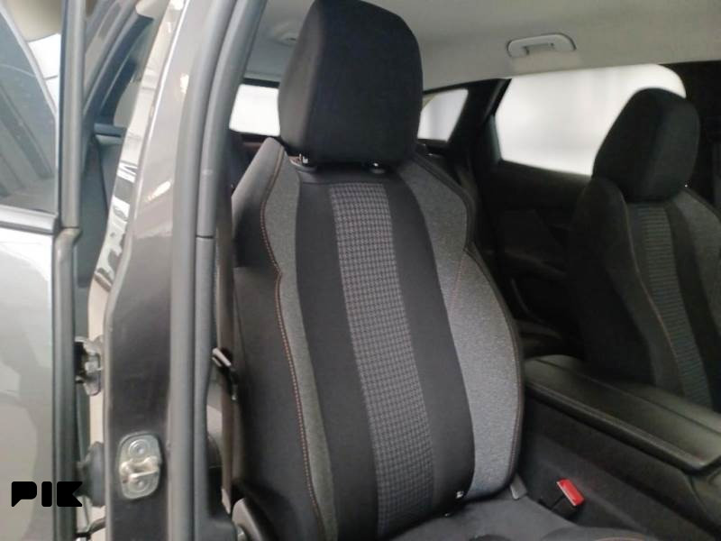 Peugeot 3008 BlueHDI 130 KS Tiptronik Active VIRTUAL -Full LED-