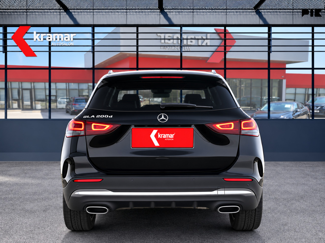Mercedes GLA 200 D DCT 8G-Tronic AMG Line -Full LED- -Novi model-