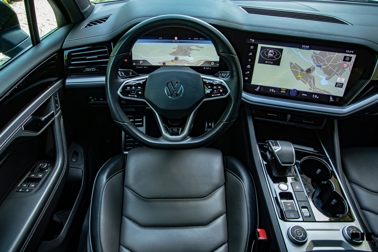 Volkswagen Touareg 3.0 TDI 4Motion R-Line LUFTFEDERUNG Panorama