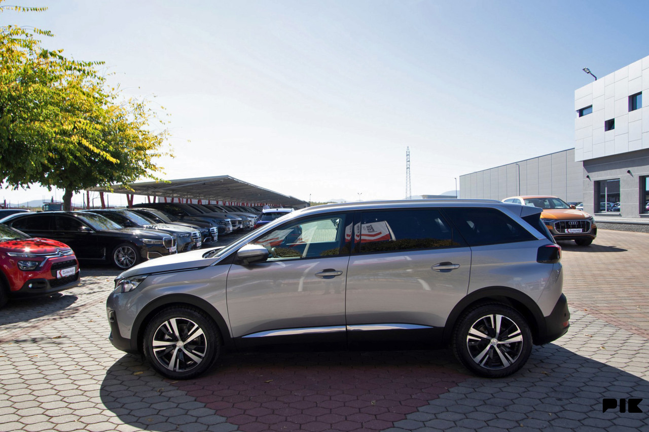 Peugeot 5008 1.6 BlueHDI Tiptronik 7-Sjedišta Allure VIRTUAL