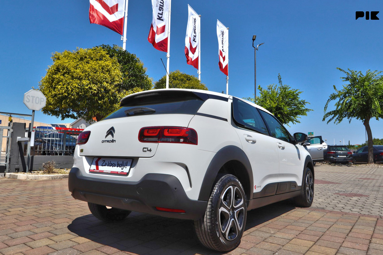 Citroen C4 Cactus 1.5 BlueHDI Automatik FEEL 120 KS