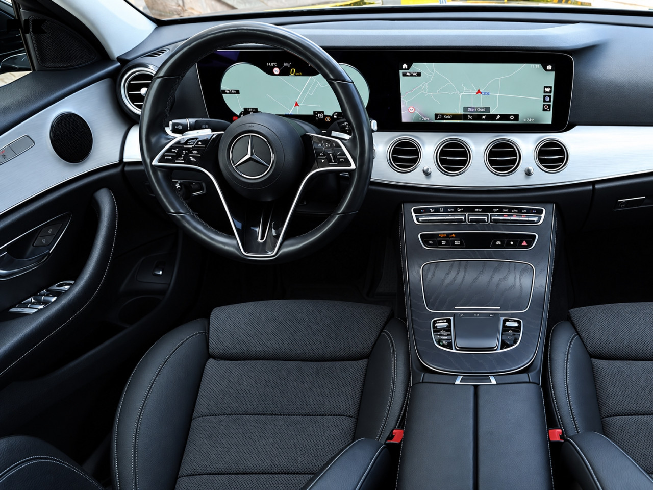 Mercedes E 220 D 9G-Tronic AMG Line MULTIBEAM LED VIRTUAL 194 KS