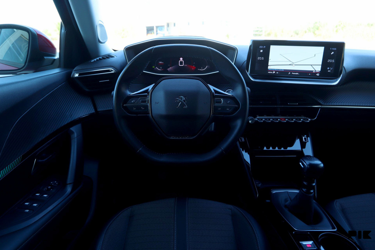 Peugeot 2008 1.2 PureTech Allure Sport VIRTUAL COCKPIT -Full LED-
