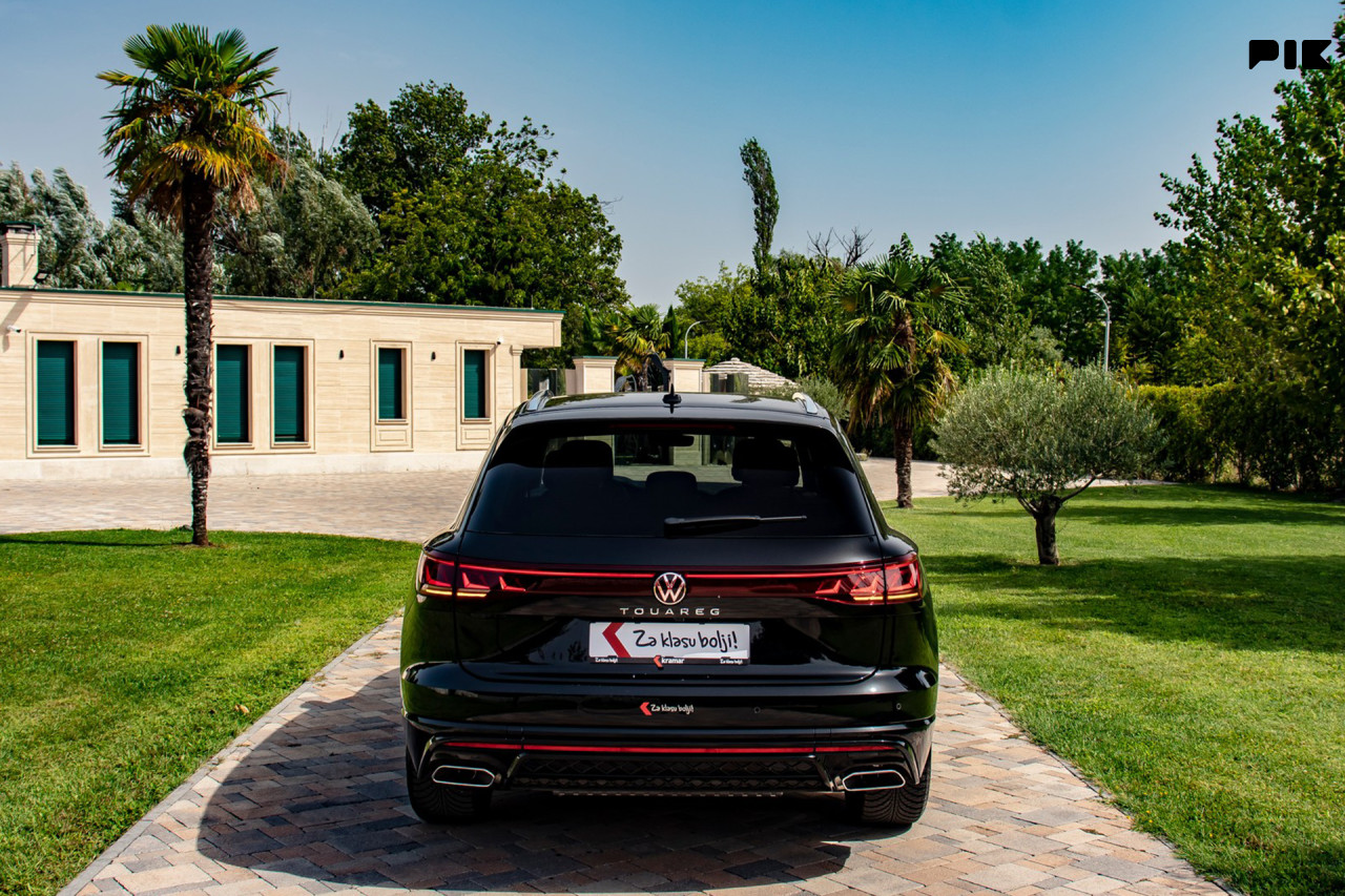 Volkswagen Touareg 3.0 TDI DSG 4Motion R-Line HD Matrix -FACELIFT