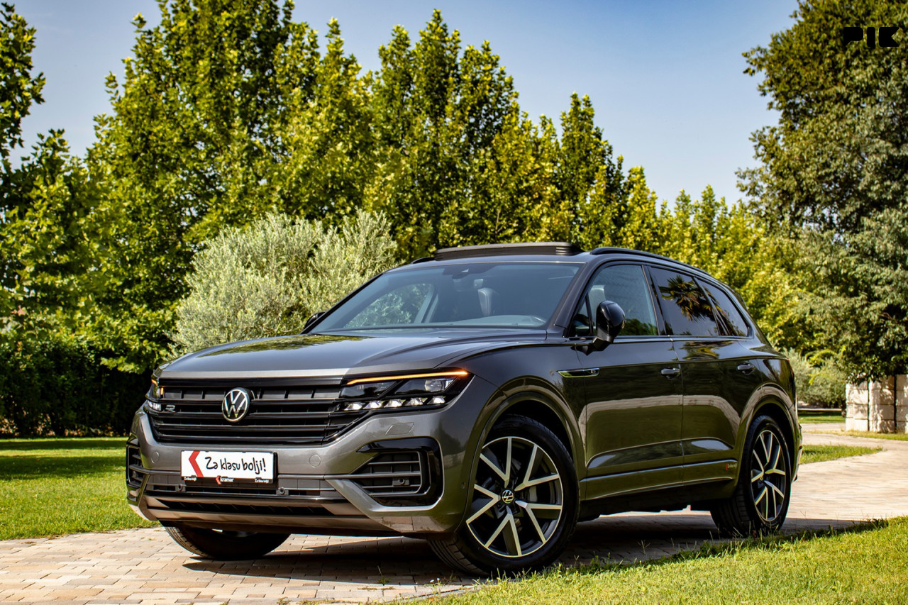 Volkswagen Touareg 3.0 TDI 4Motion R-Line LUFTFEDERUNG Panorama