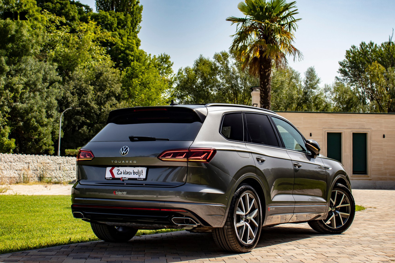Volkswagen Touareg 3.0 TDI 4Motion R-Line LUFTFEDERUNG Panorama