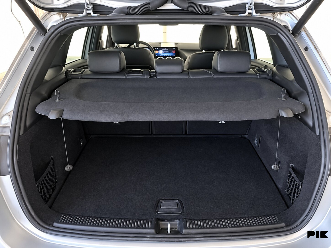 Mercedes B 180 2.0 D 8G-Tronic URBAN PROGRESSIVE -FACELIFT-