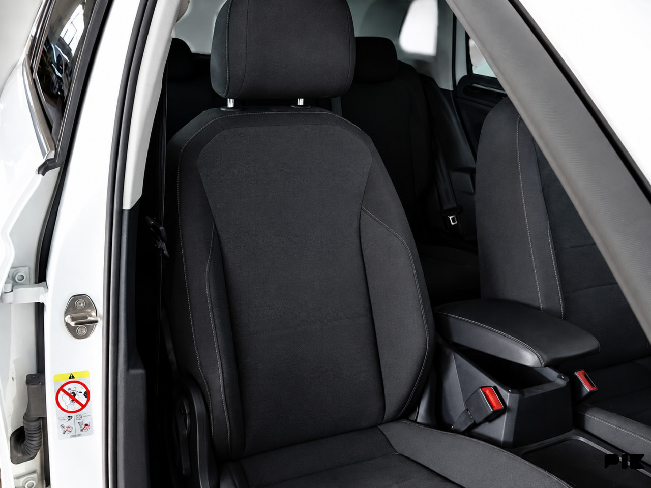 VW Tiguan 2.0 TDI DSG Elegance VIRTUAL -IQ.LIGHT- -FACELIFT-