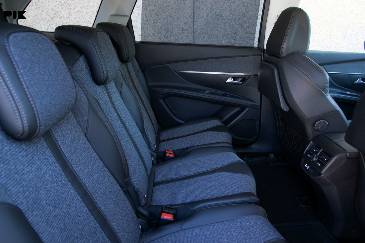 Peugeot 5008 1.6 BlueHDI Tiptronik 7-Sjedišta Allure VIRTUAL