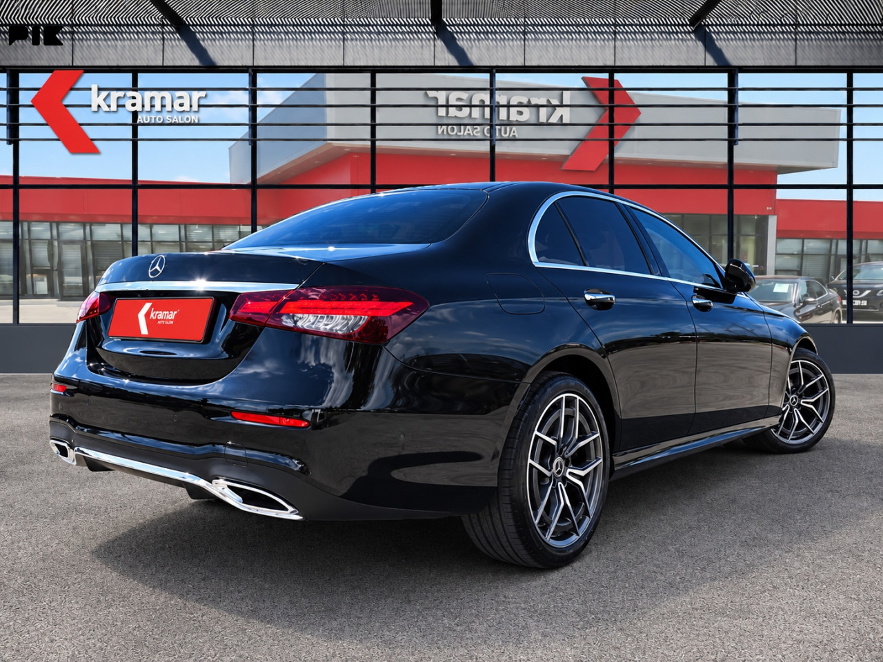 Mercedes E 220 D 9G-Tronic AMG Line MULTIBEAM LED VIRTUAL 194 KS