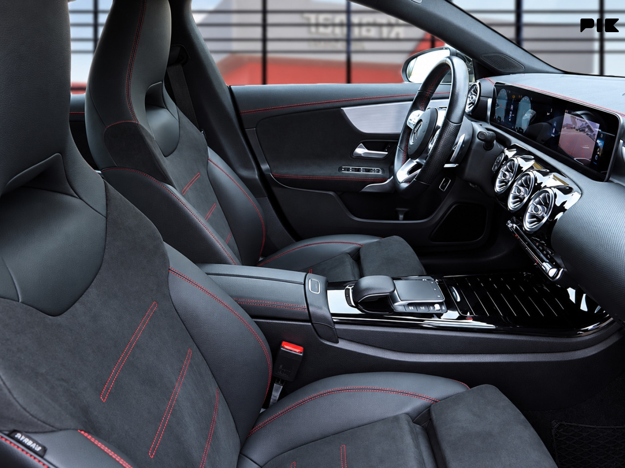 Mercedes CLA 180 D 7G-Tronic AMG Line -Full LED-