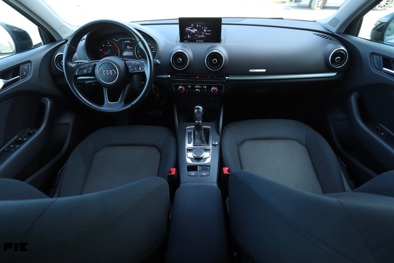 Audi A3 Limuzina 30 TDI S-Tronic Business Line