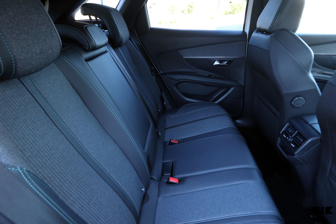 Peugeot 3008 BlueHDI 130 KS Tiptronik Allure VIRTUAL 8mm lanac