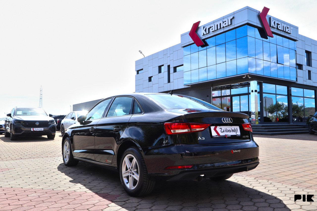 Audi A3 Limuzina 30 TDI S-Tronic Business Line