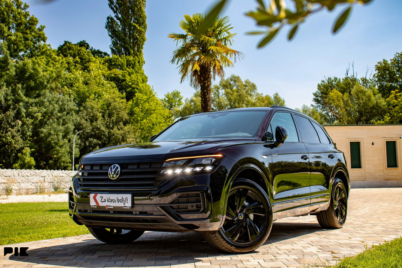 Volkswagen Touareg 3.0 TDI DSG 4Motion R-Line Black -IQ.LIGHT-