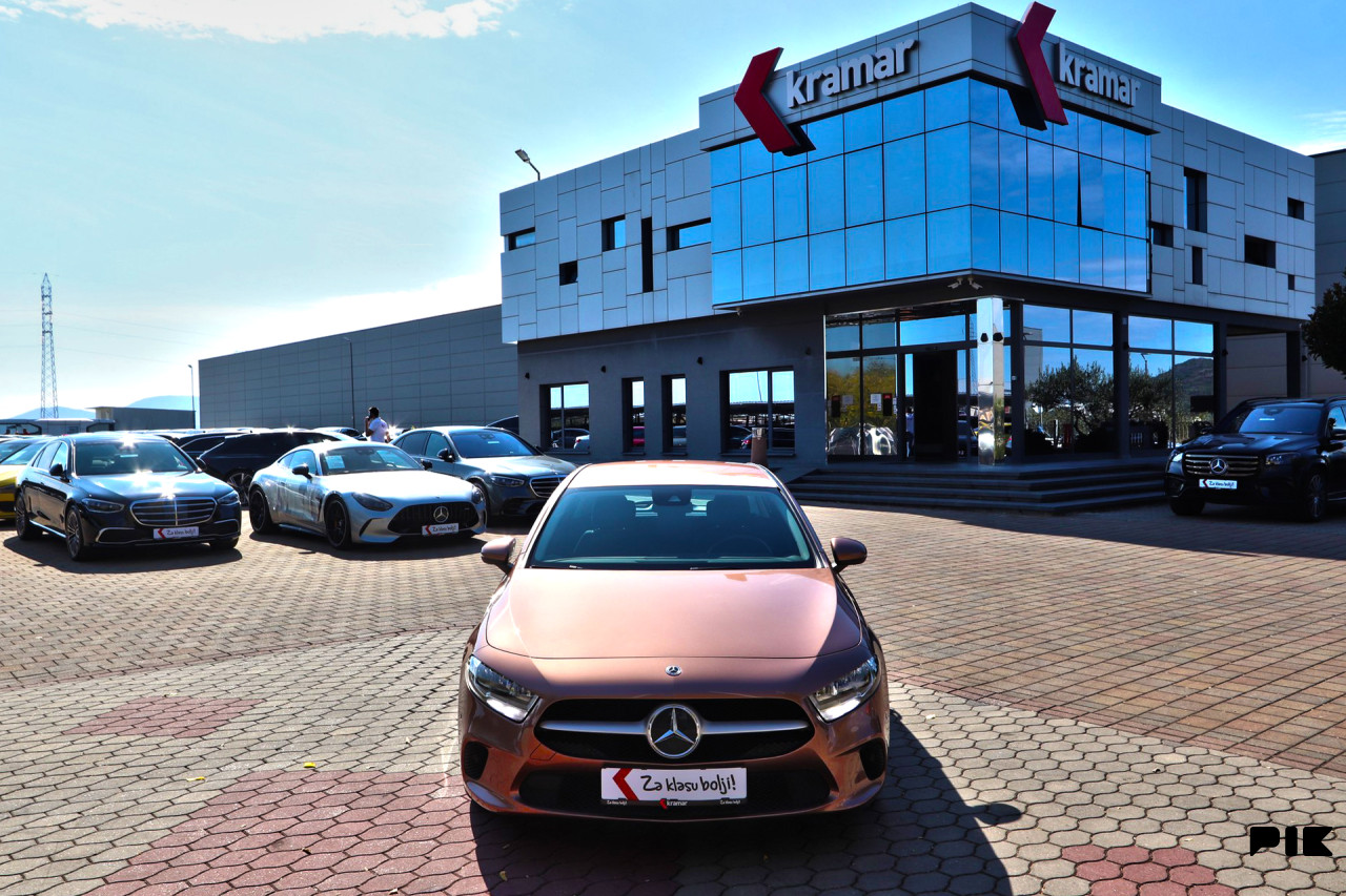 Mercedes A 180 Sportpaket Rose gold