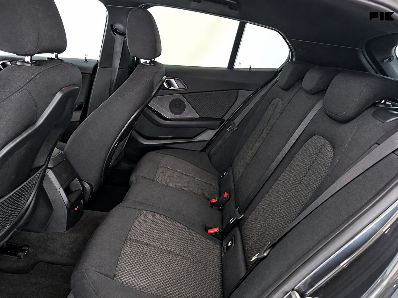 BMW 116i Advantage -Full LED-
