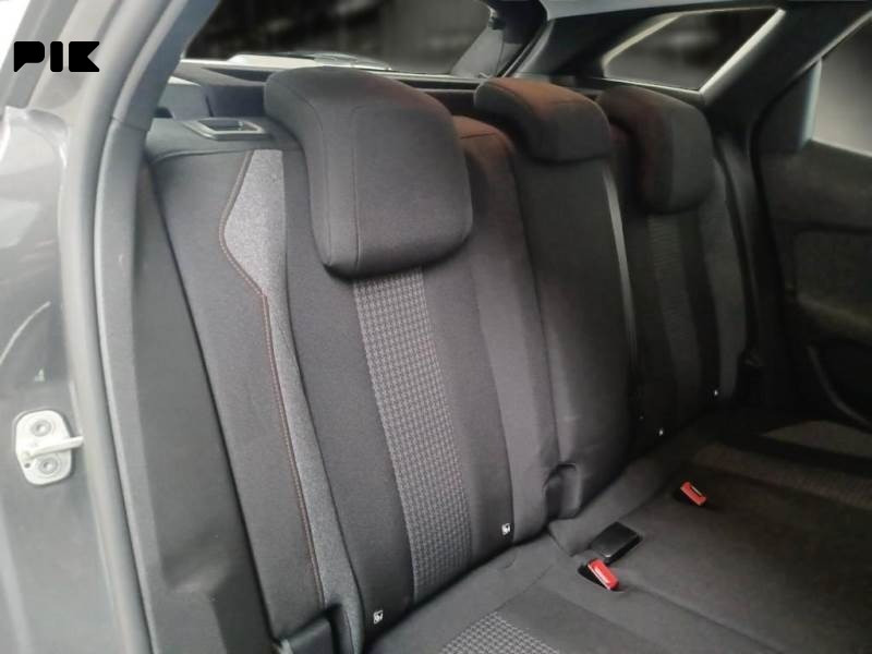 Peugeot 3008 BlueHDI 130 KS Tiptronik Active VIRTUAL -Full LED-