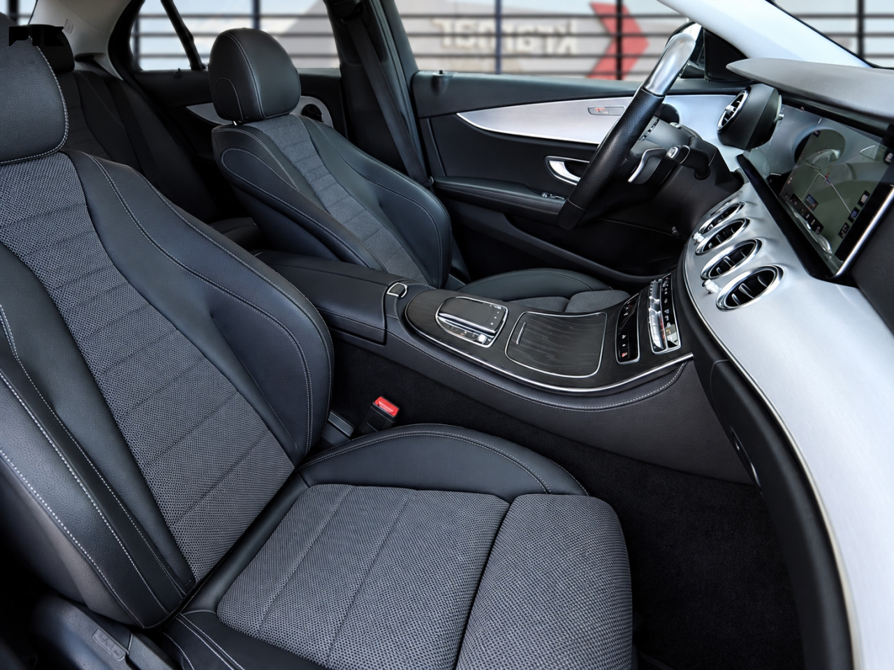 Mercedes E 220 D 9G-Tronic AMG Line MULTIBEAM LED VIRTUAL 194 KS