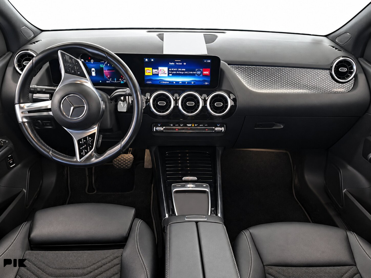 Mercedes B 180 2.0 D 8G-Tronic URBAN PROGRESSIVE -FACELIFT-