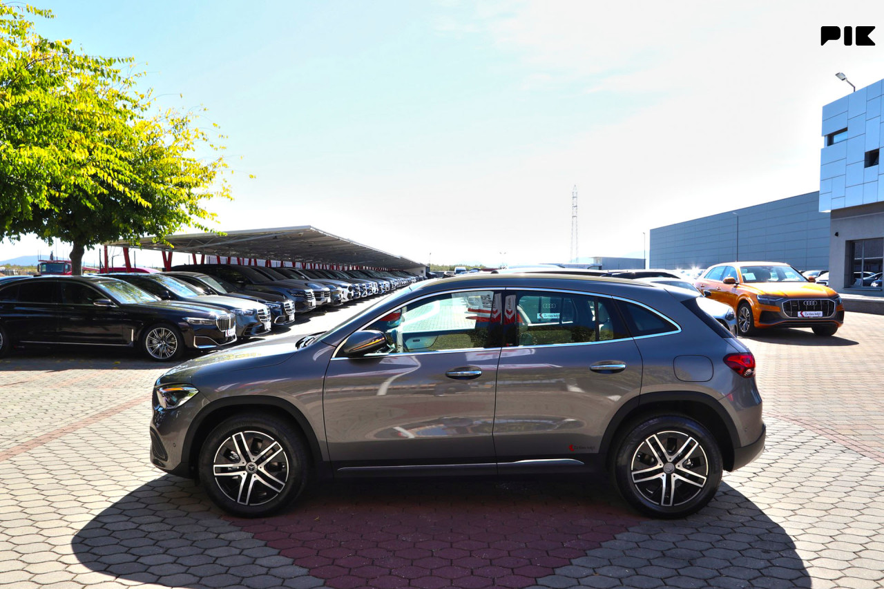 Mercedes GLA 200 D 8G-Tronic URBAN PROGRESSIVE MULTIBEAM Panorama