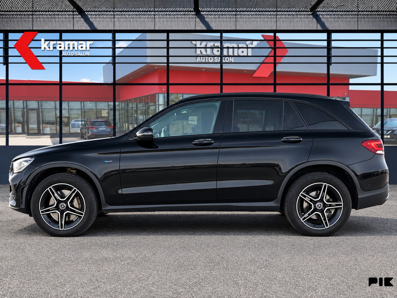 Mercedes 300 de 4Matic AMG Line NIGHT-PAKET VIRTUAL 306 KS