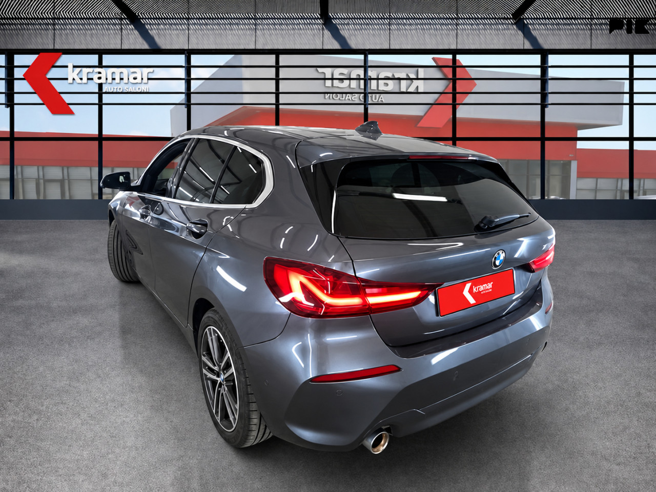 BMW 116i Advantage -Full LED-