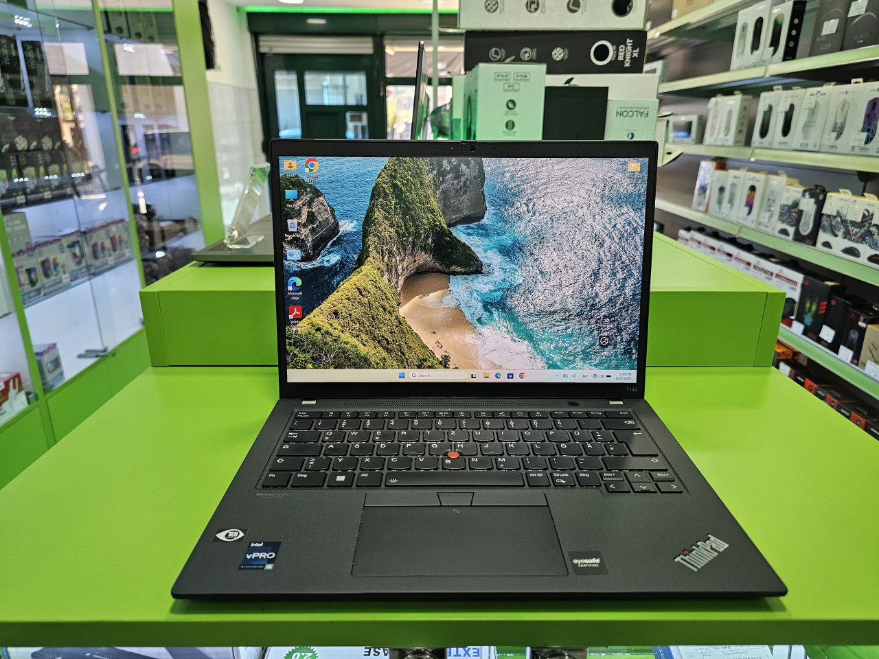 Lenovo T14S