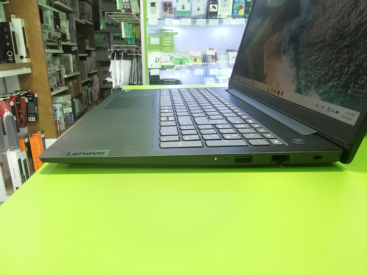 Laptop Lenovo V15 G5 Intel Core i5 13420H /24GB/SSD 512GB