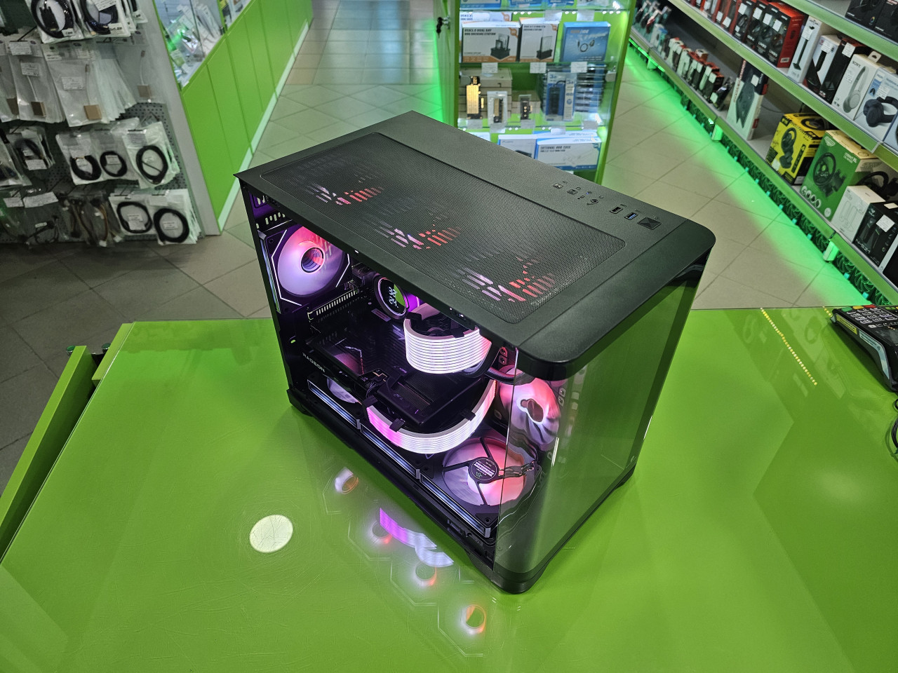 PC MAX Ryzen 7 5700X /16GB/ARC B570 10GB/SSD 500GB + HDD 1TB