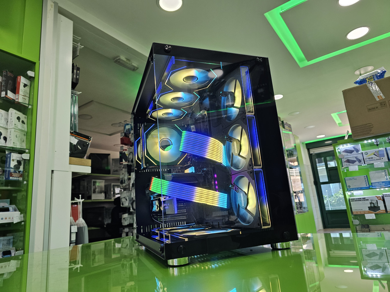 Gaming PC MAX Ryzen 7 5700X /16GB/RX 7600 8GB/SSD 500GB + HDD 1TB