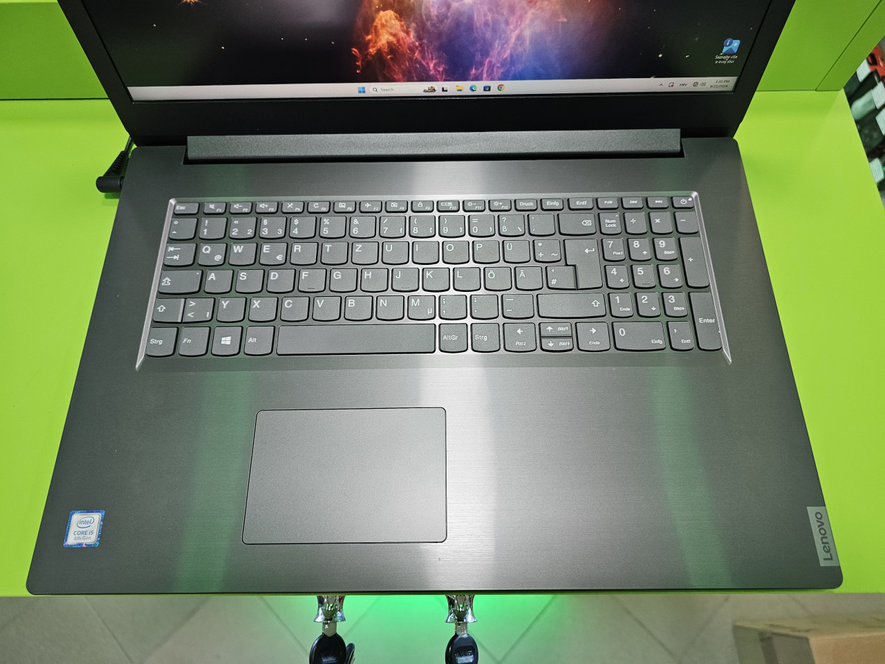 Laptop Lenovo V340 17,3" Intel i5 8250U /16GB/SSD 250GB
