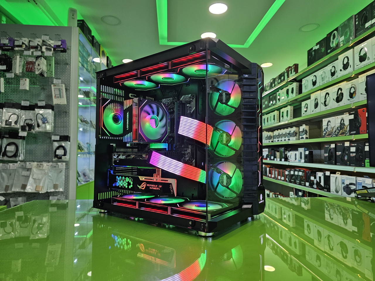 Gaming PC MAX Ryzen 7 5700X /16GB/RX 7600 8GB/SSD 500GB + HDD 1TB