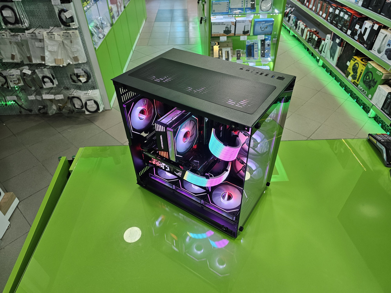 Gaming PC MAX Ryzen 7 5700X /16GB/RTX 5060 8GB/SSD 500GB +HDD 1TB