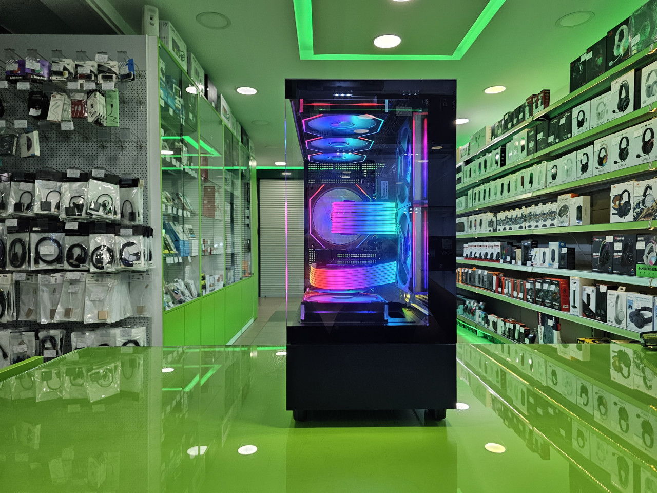 Gaming PC MAX Ryzen 5 5600X /16GB/RX 9060 8GB/SSD 500GB + HDD 1TB