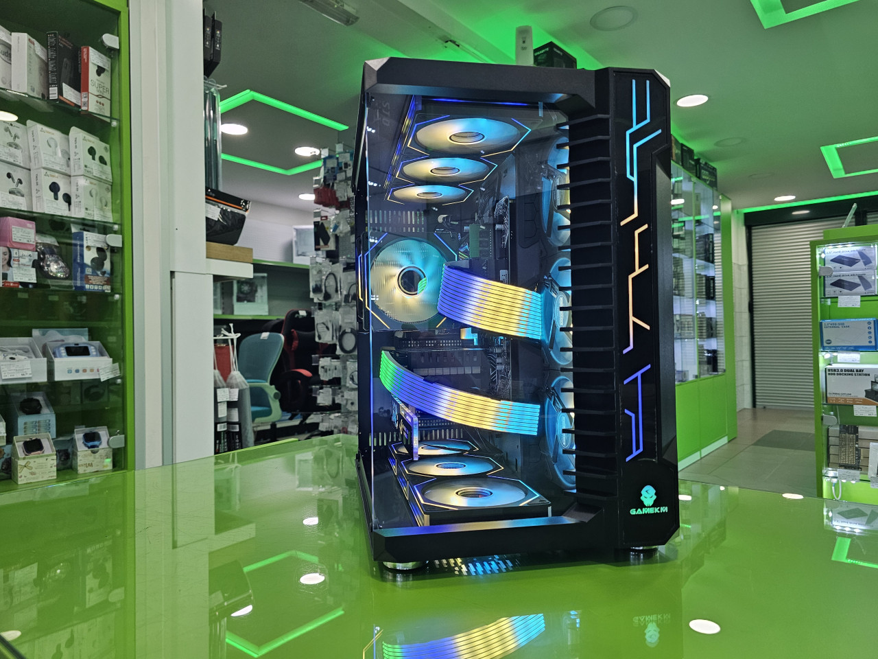 Gaming PC MAX Ryzen 7 5700X /16GB/RX 7600 8GB/SSD 500GB + HDD 1TB
