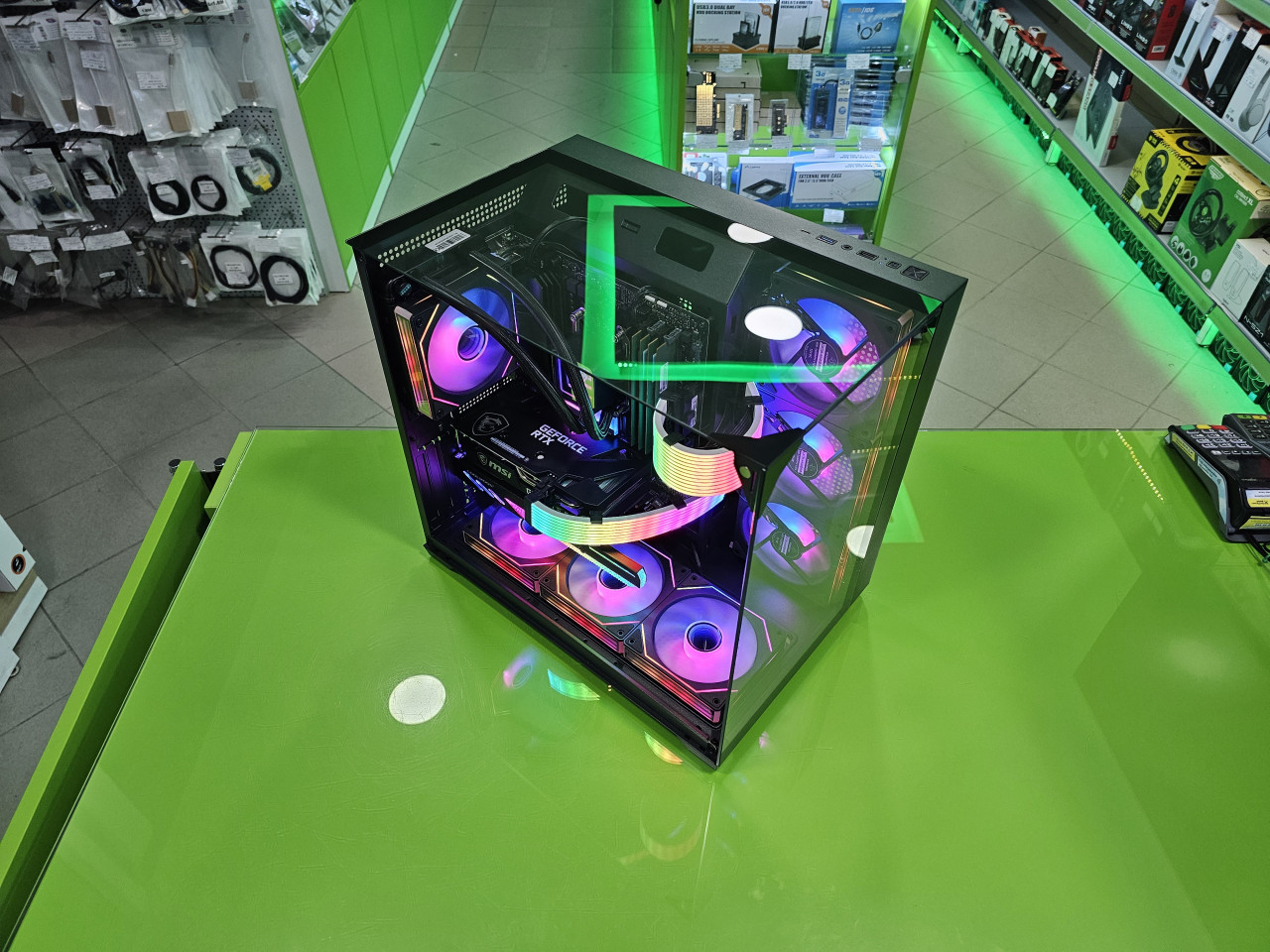 Gaming PC MAX Ryzen 5 5600X /16GB/RTX 5060 8GB/SSD 500GB +HDD 1TB