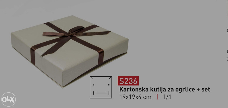 Kutija za ogrlice + set 1/1