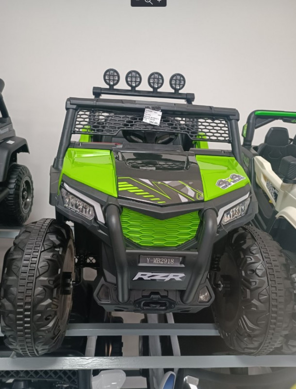 AUTO NA BATERIJE Y-MB2918 R/B/G/W