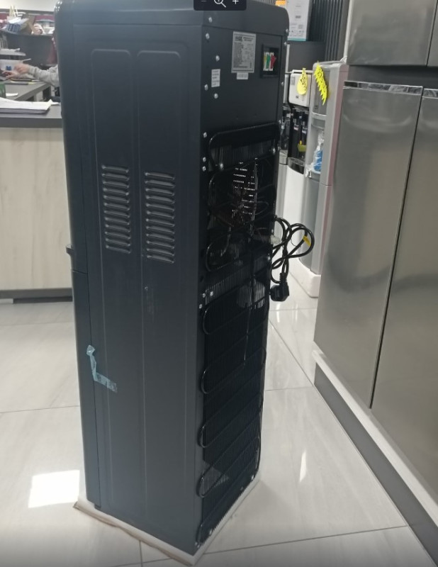 DISPANZER ZA VODU MAX WDM900B