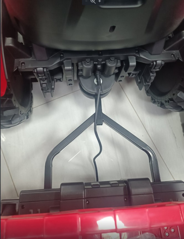 AUTO NA BATERIJE BBL-MB0068