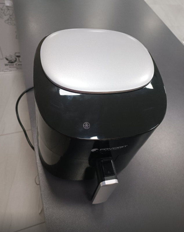 FRITEZA NA VRUC ZRAK FAVORIT AF9001