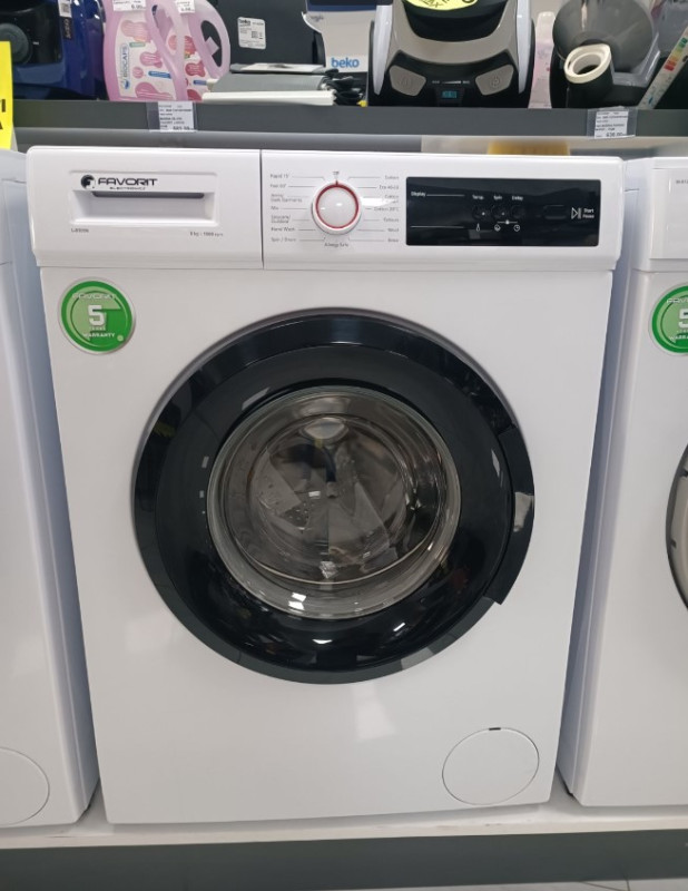 MASINA ZA VES FAVORIT MP 8102-8101