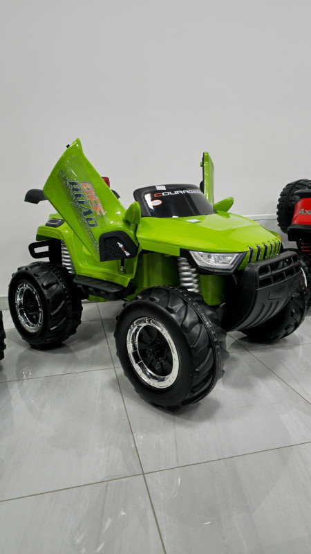 AUTO NA BATERIJE Y-MB4005-R