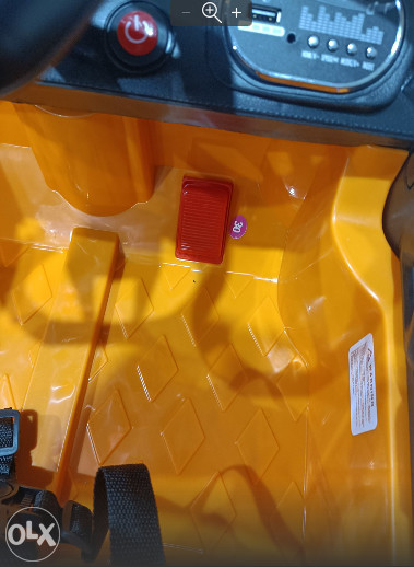 AUTO NA BATERIJE MB1185 R-O