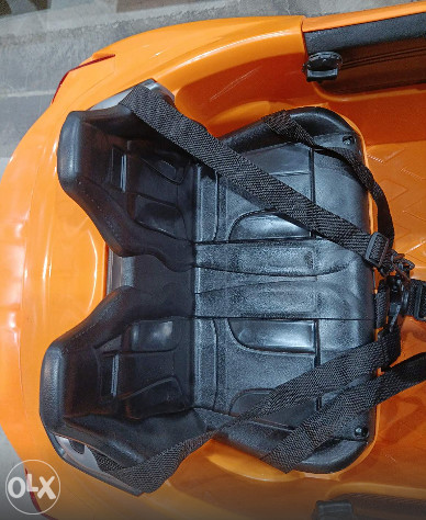 AUTO NA BATERIJE MB1185 R-O
