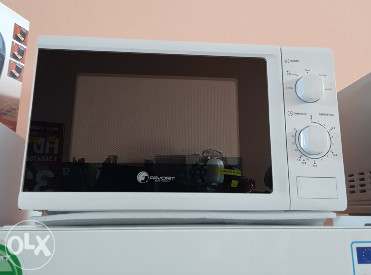 MIKROTALASNA FAVORIT MW-20W