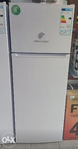 FRIZIDER FAVORIT KOMBINOVANI RF 263N